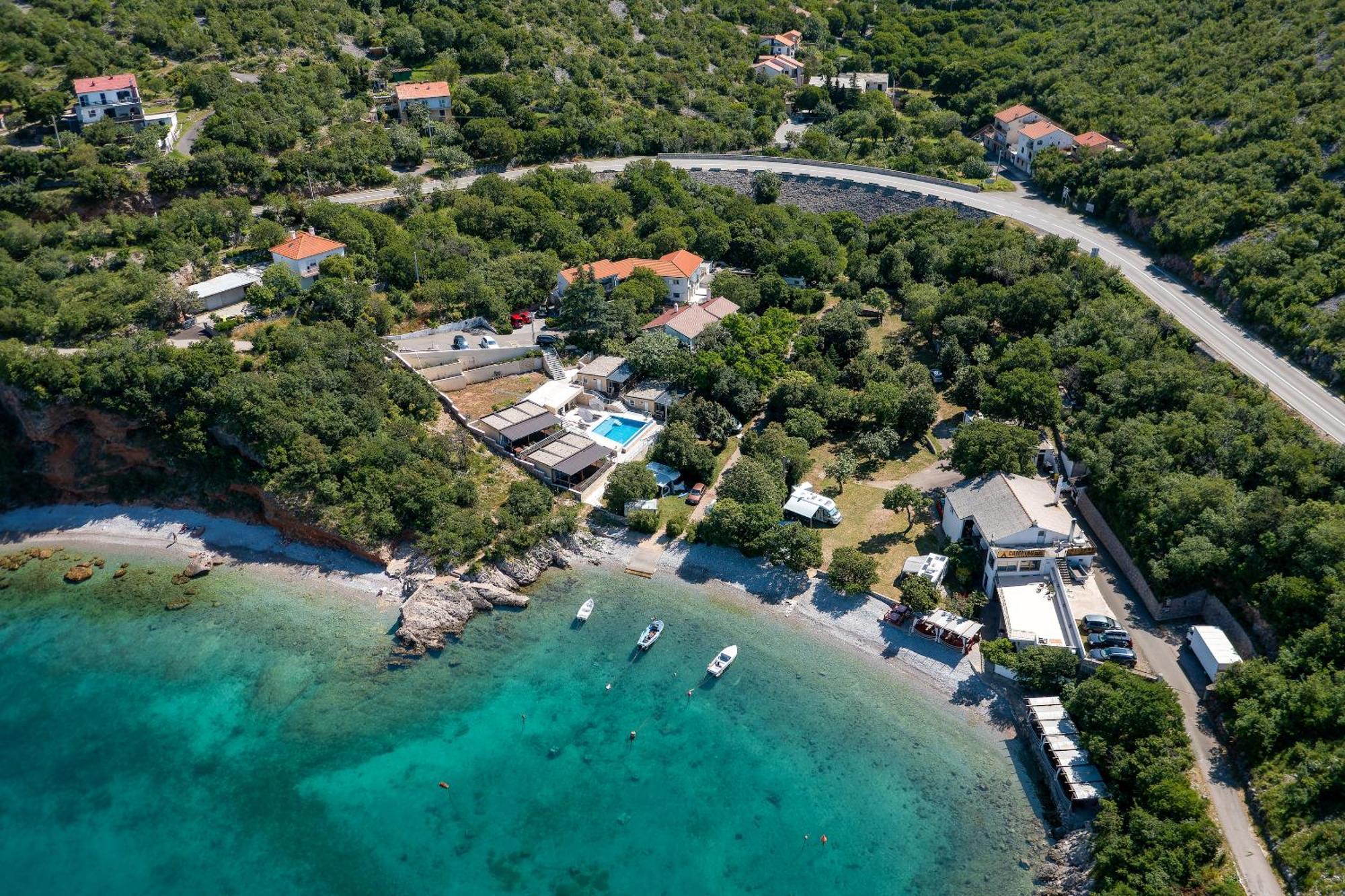 Boora Glamp Experience & Heated Infinity Pool Hotel Senj  Bagian luar foto