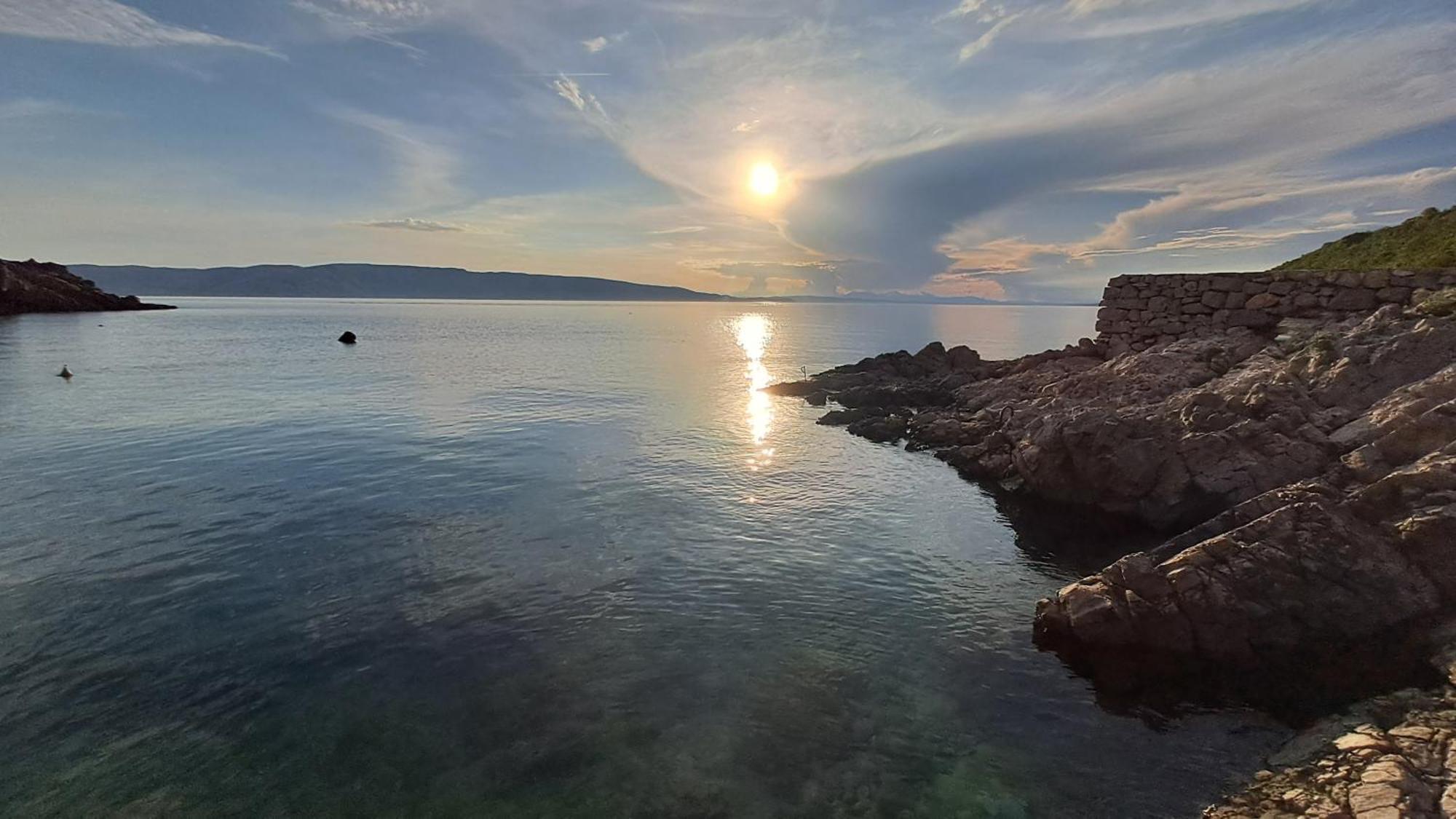 Boora Glamp Experience & Heated Infinity Pool Hotel Senj  Bagian luar foto