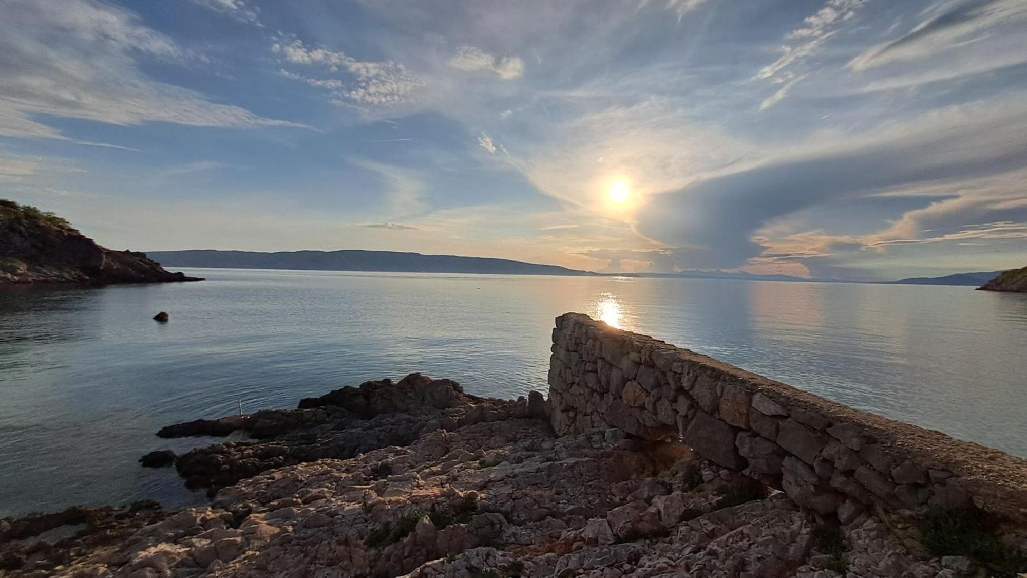Boora Glamp Experience & Heated Infinity Pool Hotel Senj  Bagian luar foto