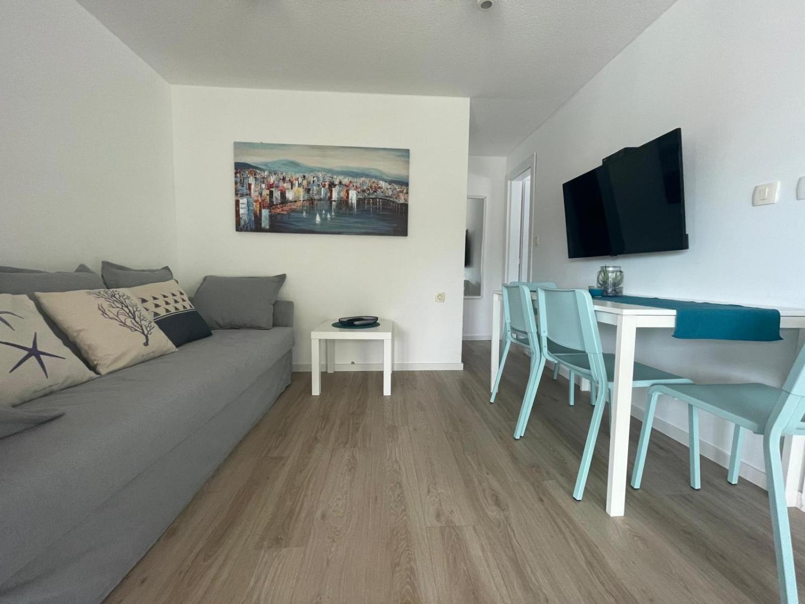 Boora Glamp Experience & Heated Infinity Pool Hotel Senj  Bagian luar foto
